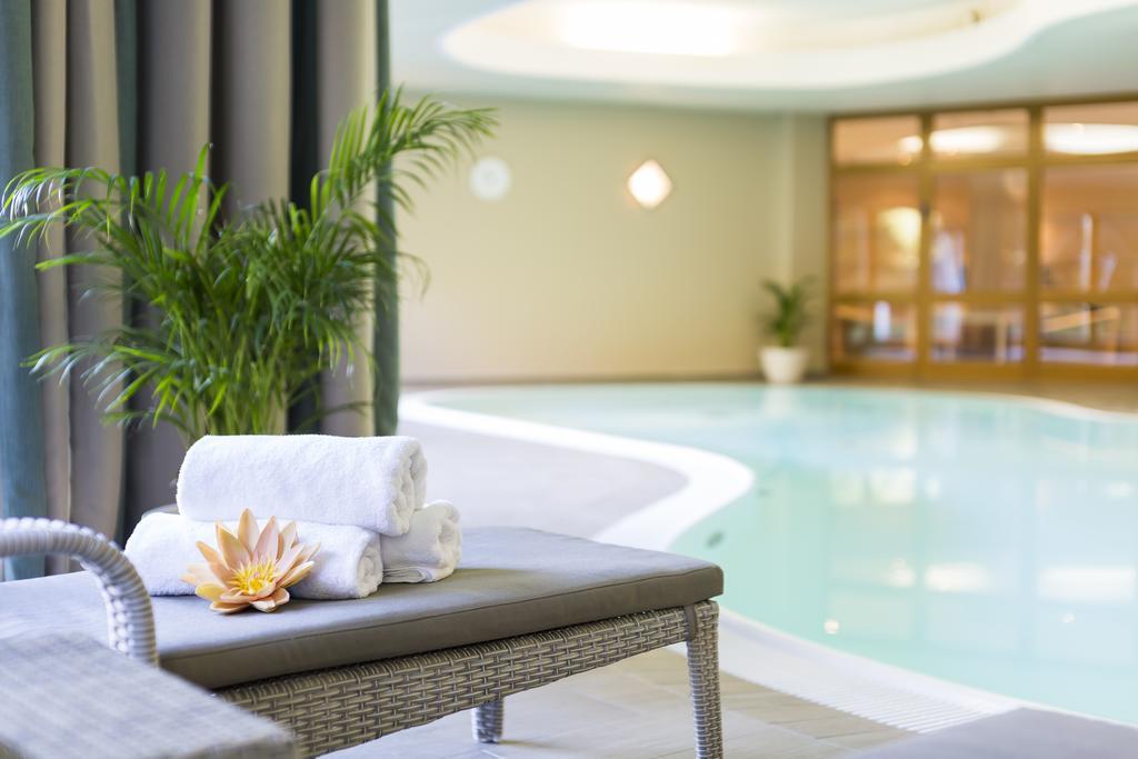 Kurhotel Leonardo Hoheneich Buitenkant foto